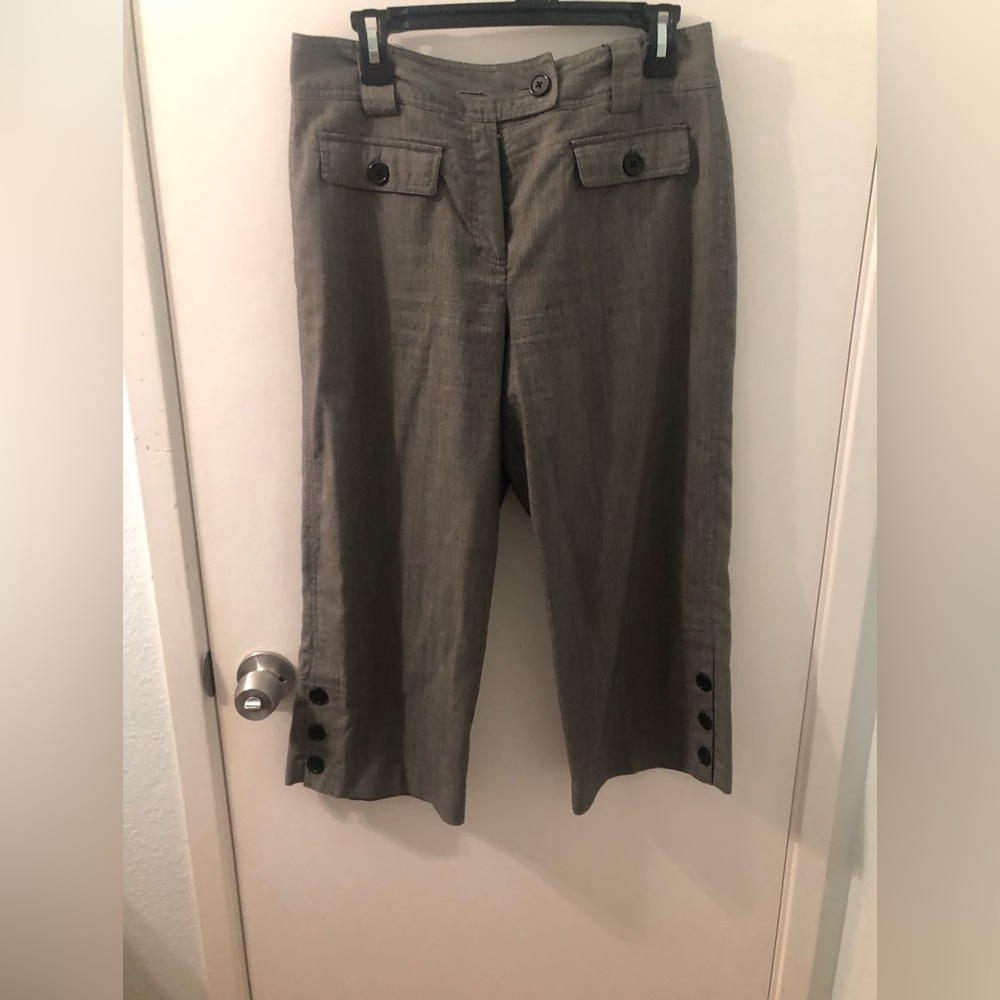 GUC Larry Levine Stretch Black & White Women’s Dress Capri Pants, Size 6